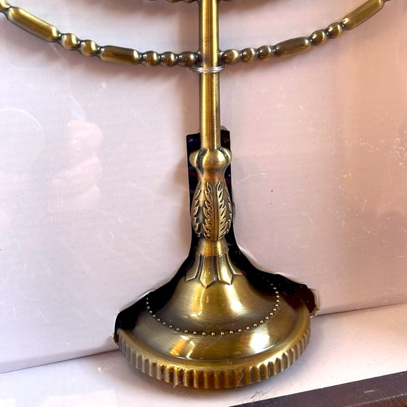 🕎Beautiful Metal Menorah 🕎 in gold tone ✨NEW IN BOX ✨ - Picture 7 of 13